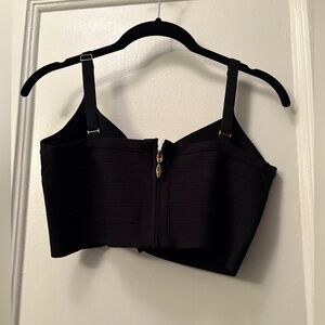 Aritzia Ten by Babaton Crop Top Black Size L (runs small)